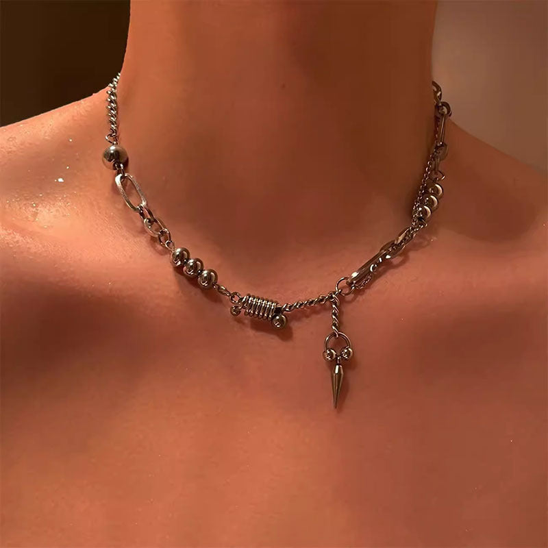 Novien Rivet Splicing Chain Necklace