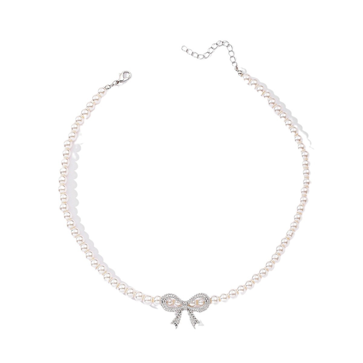 Novien Diamond Bow Pearl Necklace