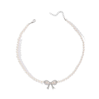 Novien Diamond Bow Pearl Necklace