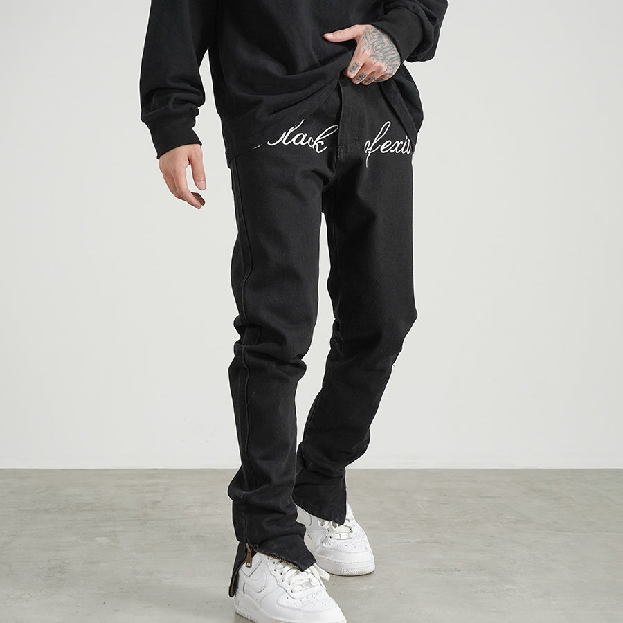 Embroidery Slit Jeans