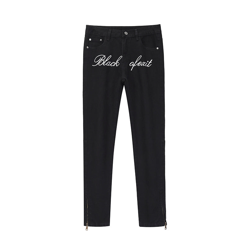Embroidery Slit Jeans