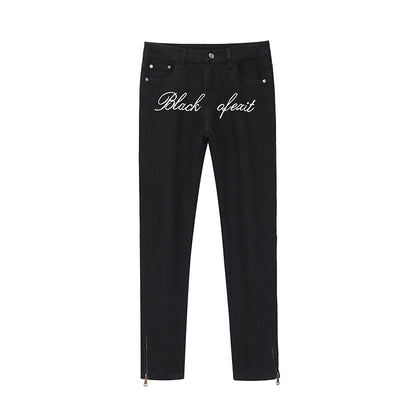 Embroidery Slit Jeans